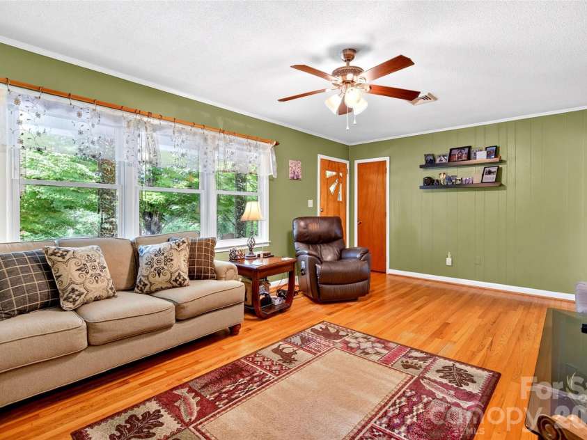 2355 Tatertown Loop, Nebo, NC 28761.  MLS# CAR4395687, YatesRealty ID 31781. 