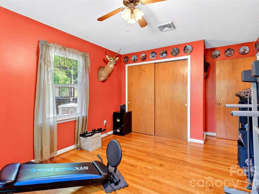 2355 Tatertown Loop, Nebo, NC 28761.  MLS# CAR4395687, YatesRealty ID 31781. 