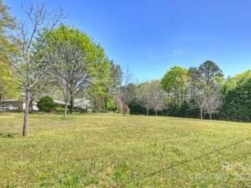 16415 Capps Road, Charlotte, NC 28278.  MLS# CAR4291823, YatesRealty ID 31782. 