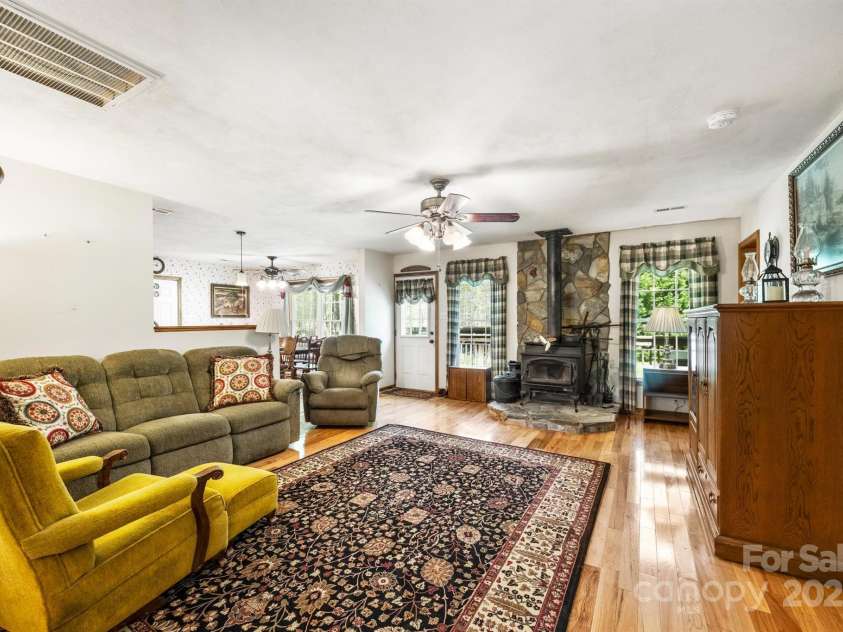 16415 Capps Road, Charlotte, NC 28278.  MLS# CAR4291823, YatesRealty ID 31782. 