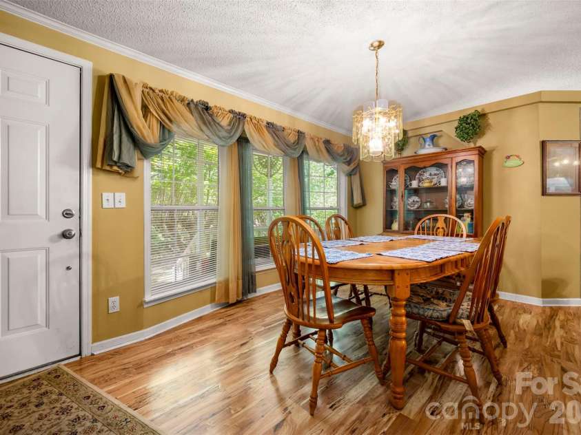 98 Lanning Drive, Columbus, NC 28722.  MLS# CAR4394991, YatesRealty ID 31783. 