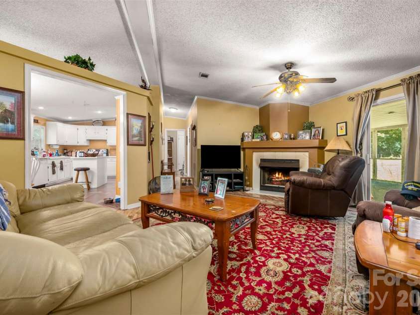 98 Lanning Drive, Columbus, NC 28722.  MLS# CAR4394991, YatesRealty ID 31783. 