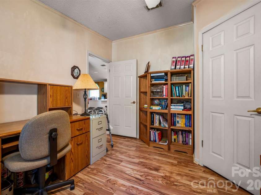 98 Lanning Drive, Columbus, NC 28722.  MLS# CAR4394991, YatesRealty ID 31783. 