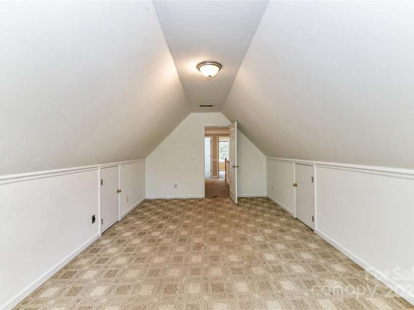 9029 Torrence Crossing Drive, Huntersville, NC 28078.  MLS# CAR4275401, YatesRealty ID 31784. Bonus Room with attic storage!