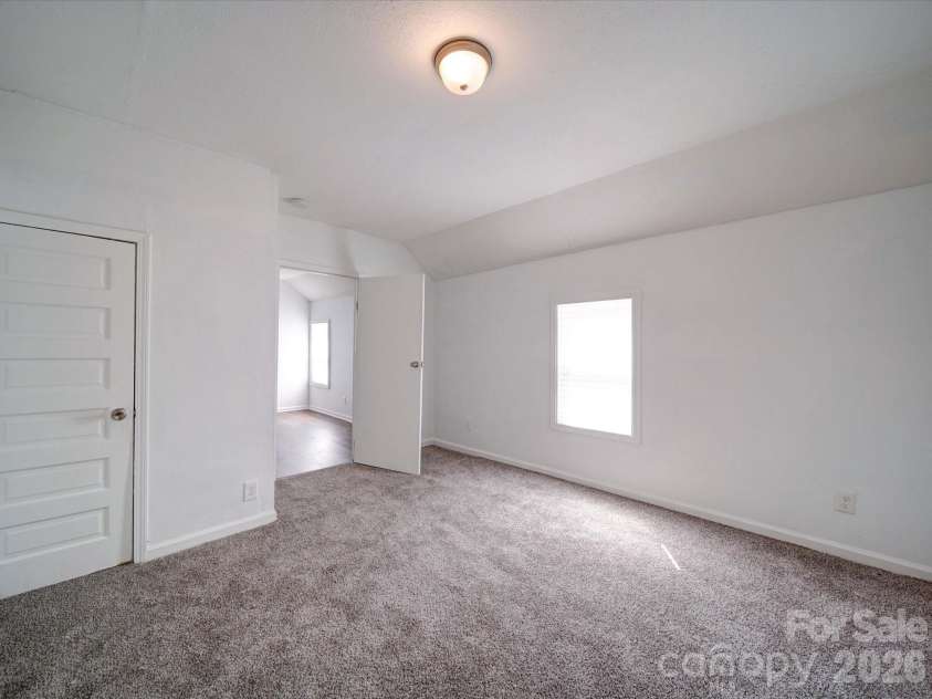 2300 Kennesaw Drive, Charlotte, NC 28216.  MLS# CAR4395642, YatesRealty ID 31785. Primary Bedroom