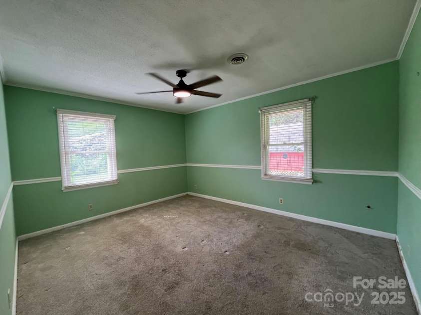 2534 Nix Creek Road, Marion, NC 28752.  MLS# CAR4290762, YatesRealty ID 31785. 