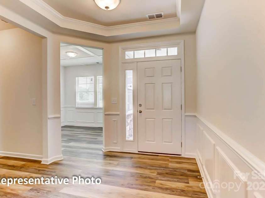 8644 Acadia Parkway, Sherrills Ford, NC 28673.  MLS# CAR4286607, YatesRealty ID 31787. 