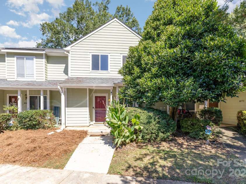 1069 Sardis Cove Drive, Charlotte, NC 28270.  MLS# CAR4278745, YatesRealty ID 31788. 
