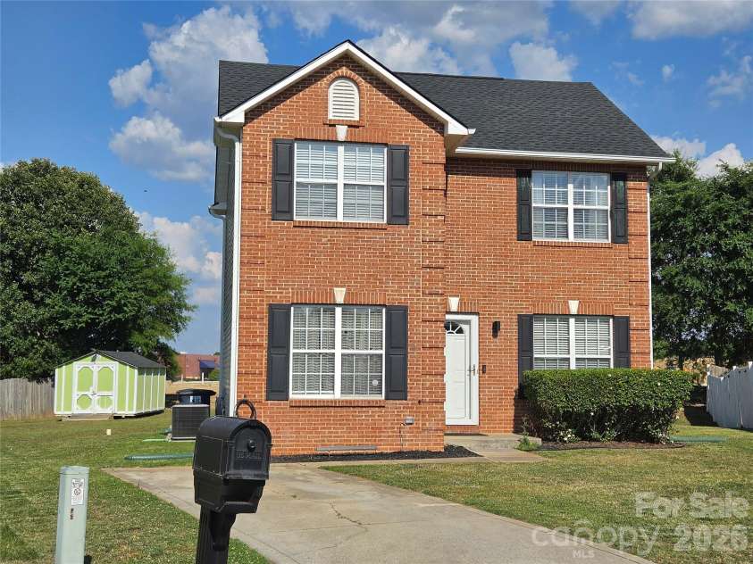 5802 Autumn Trace Lane, Indian Trail, NC 28079.  MLS# CAR4395801, YatesRealty ID 31789. 
