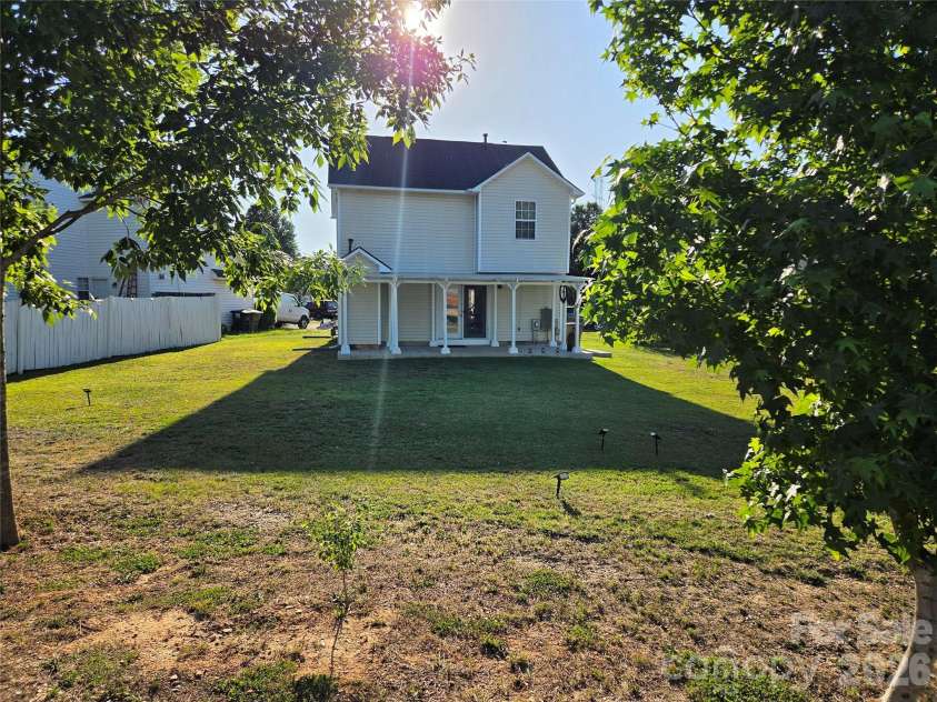 5802 Autumn Trace Lane, Indian Trail, NC 28079.  MLS# CAR4395801, YatesRealty ID 31789. 