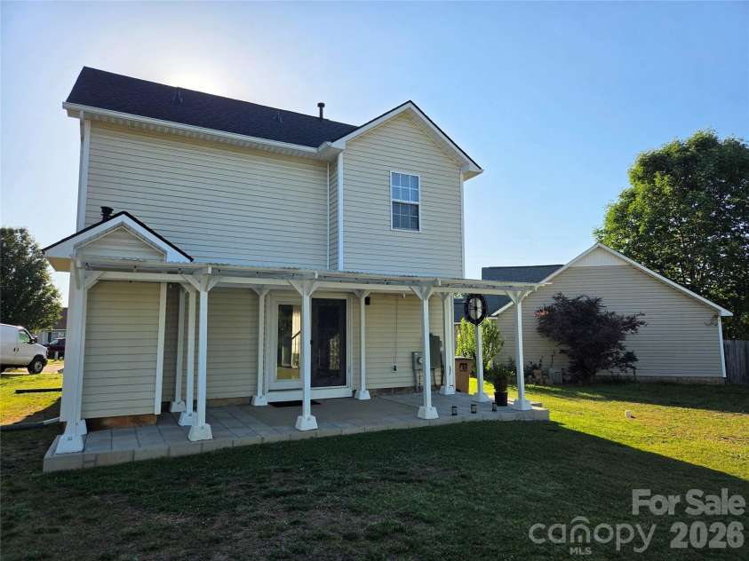 5802 Autumn Trace Lane, Indian Trail, NC 28079.  MLS# CAR4395801, YatesRealty ID 31789. 