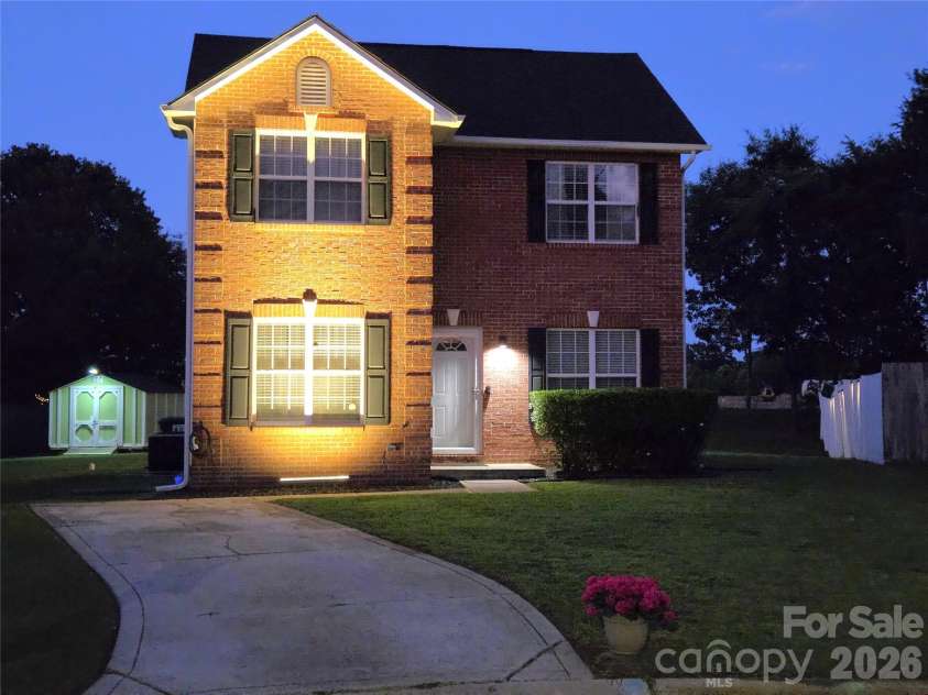 5802 Autumn Trace Lane, Indian Trail, NC 28079.  MLS# CAR4395801, YatesRealty ID 31789. 