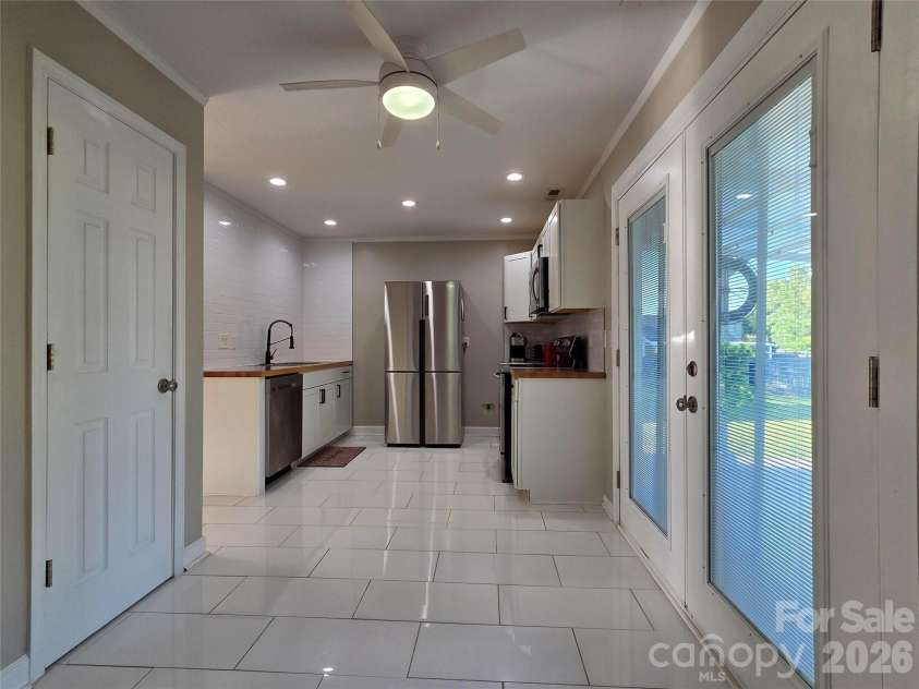 5802 Autumn Trace Lane, Indian Trail, NC 28079.  MLS# CAR4395801, YatesRealty ID 31789. 