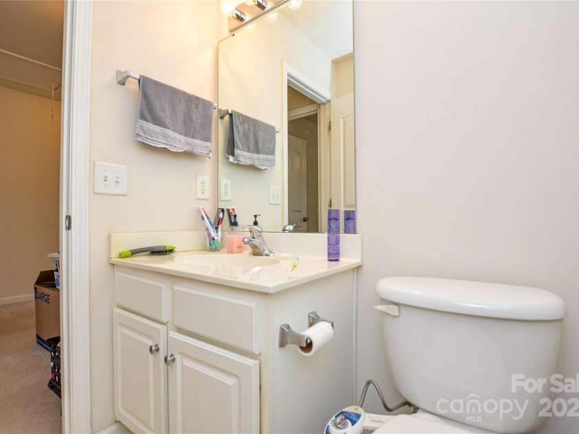 9908 Fallon Trace Avenue, Charlotte, NC 28277.  MLS# CAR4290429, YatesRealty ID 31789. 