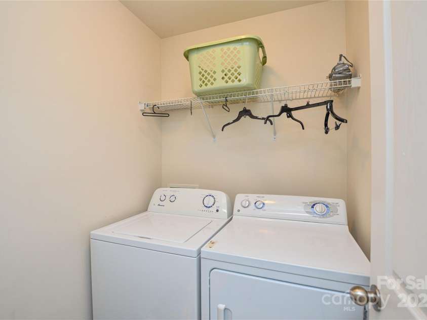 9908 Fallon Trace Avenue, Charlotte, NC 28277.  MLS# CAR4290429, YatesRealty ID 31789. 