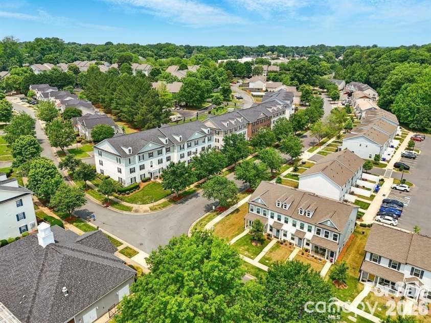 1134 Plaza Walk Drive, Charlotte, NC 28215.  MLS# CAR4418257, YatesRealty ID 3179. 