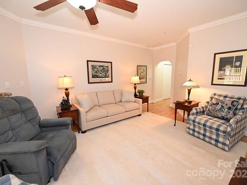 1384 21st Avenue, Hickory, NC 28601.  MLS# CAR4288275, YatesRealty ID 3179. 