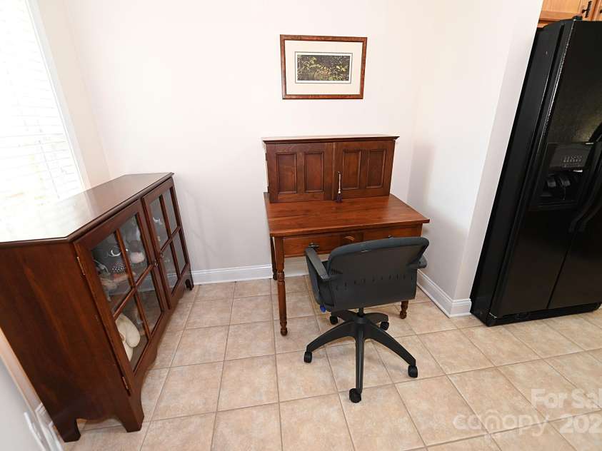 1384 21st Avenue, Hickory, NC 28601.  MLS# CAR4288275, YatesRealty ID 3179. 