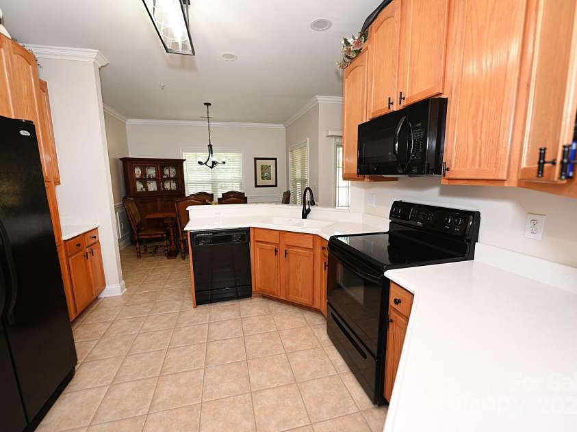 1384 21st Avenue, Hickory, NC 28601.  MLS# CAR4288275, YatesRealty ID 3179. 