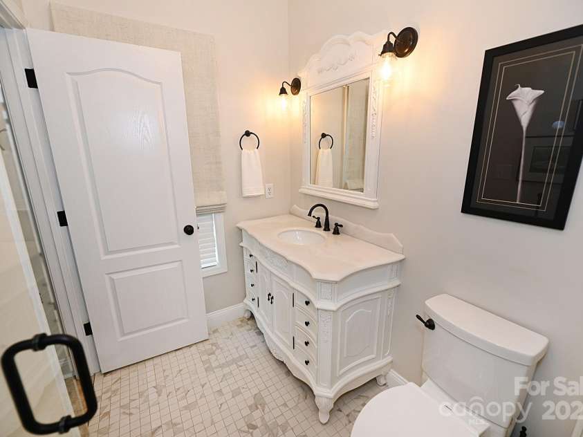 1384 21st Avenue, Hickory, NC 28601.  MLS# CAR4288275, YatesRealty ID 3179. 