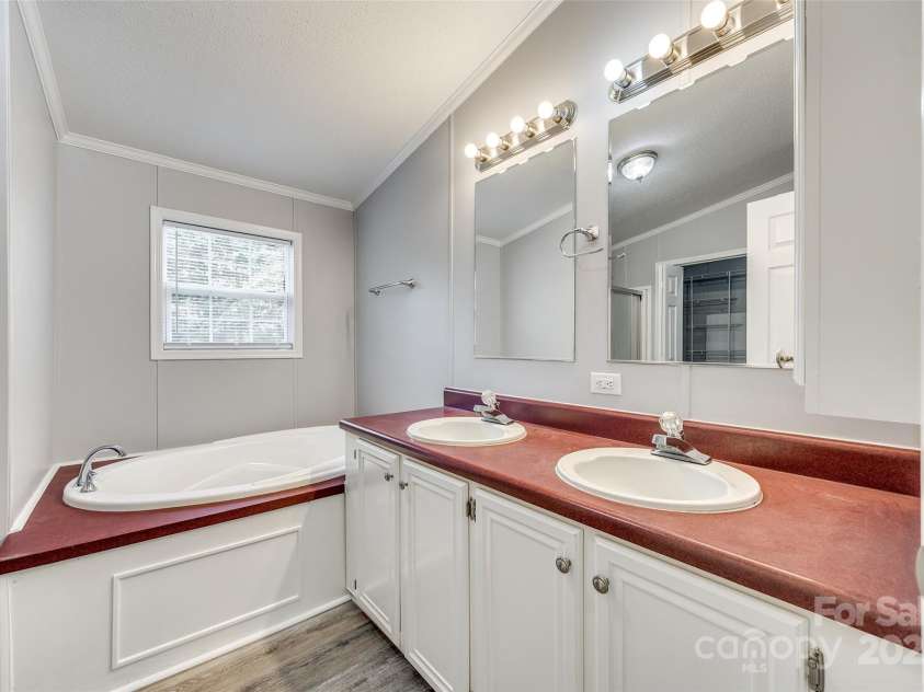3924 Ernandez Road, Richburg, SC 29729.  MLS# CAR4235571, YatesRealty ID 3179. 