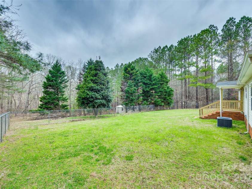 3924 Ernandez Road, Richburg, SC 29729.  MLS# CAR4235571, YatesRealty ID 3179. 
