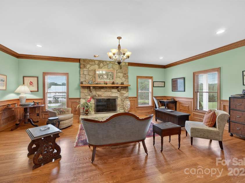 8350 Holler Farm Road, Clemmons, NC 27012.  MLS# CAR4291450, YatesRealty ID 31790. 