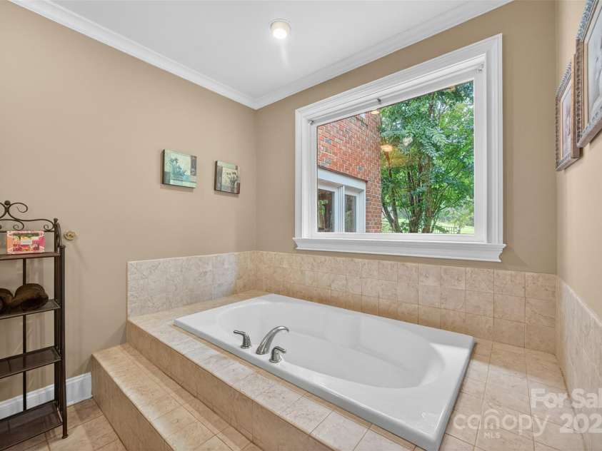 8350 Holler Farm Road, Clemmons, NC 27012.  MLS# CAR4291450, YatesRealty ID 31790. 