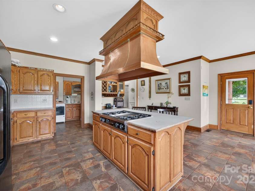 8350 Holler Farm Road, Clemmons, NC 27012.  MLS# CAR4291450, YatesRealty ID 31790. 