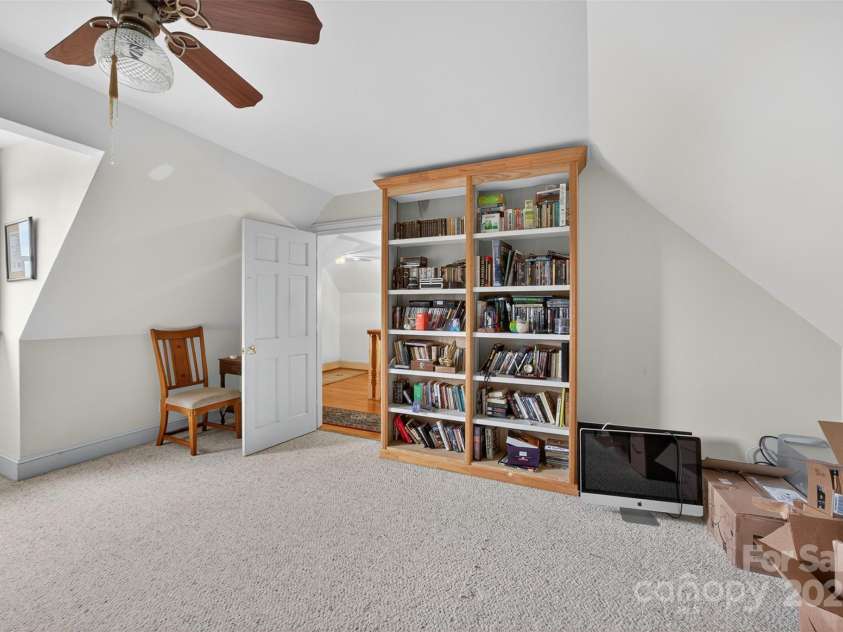 8350 Holler Farm Road, Clemmons, NC 27012.  MLS# CAR4291450, YatesRealty ID 31790. 