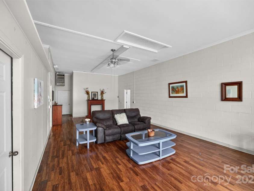 8350 Holler Farm Road, Clemmons, NC 27012.  MLS# CAR4291450, YatesRealty ID 31790. 