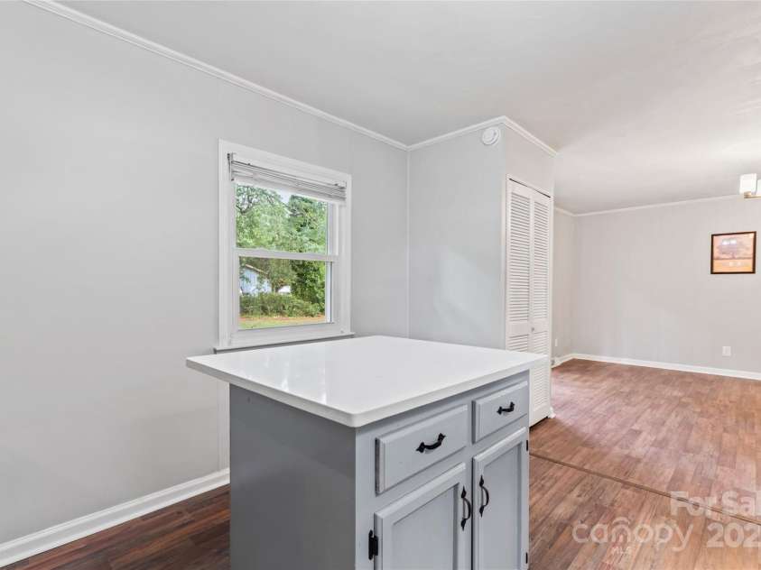 1733 Danbury Street, Gastonia, NC 28052.  MLS# CAR4282426, YatesRealty ID 31791. 