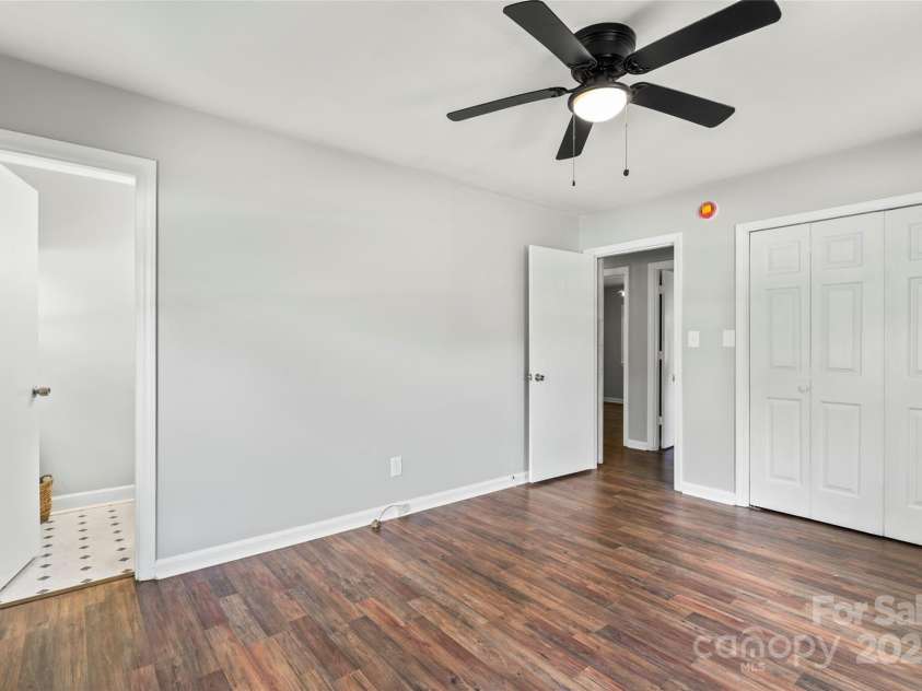 1733 Danbury Street, Gastonia, NC 28052.  MLS# CAR4282426, YatesRealty ID 31791. 