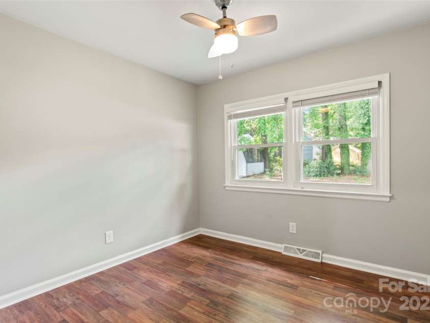 1733 Danbury Street, Gastonia, NC 28052.  MLS# CAR4282426, YatesRealty ID 31791. 