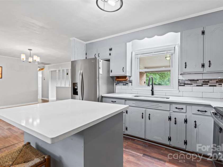 1733 Danbury Street, Gastonia, NC 28052.  MLS# CAR4282426, YatesRealty ID 31791. 