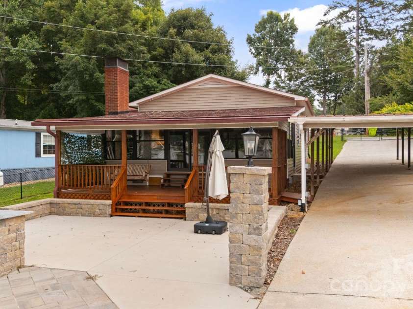 4274 Old Mountain Road, Lexington, NC 27292.  MLS# CAR4284468, YatesRealty ID 31793. 