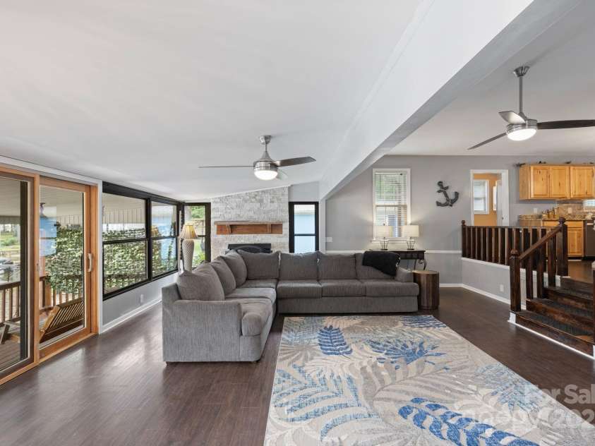 4274 Old Mountain Road, Lexington, NC 27292.  MLS# CAR4284468, YatesRealty ID 31793. 