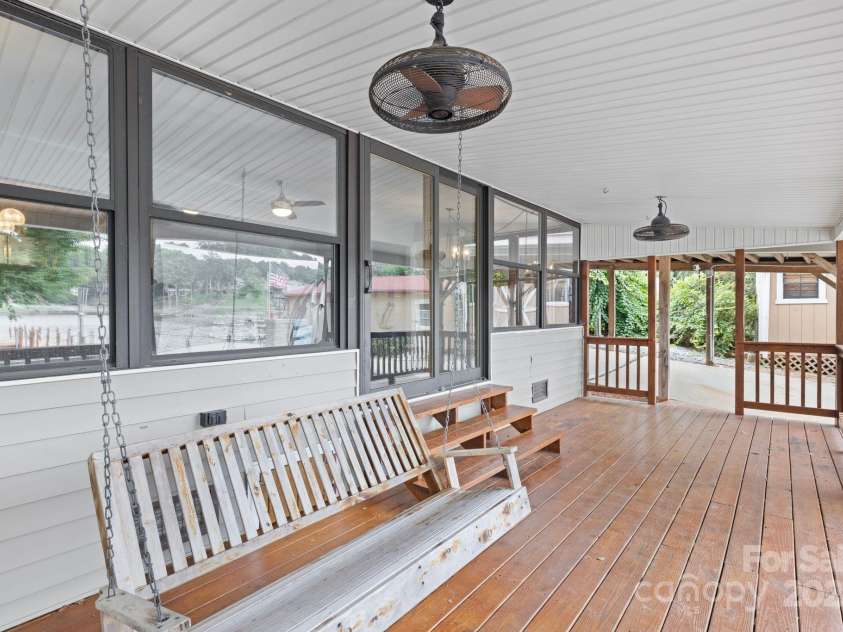 4274 Old Mountain Road, Lexington, NC 27292.  MLS# CAR4284468, YatesRealty ID 31793. 