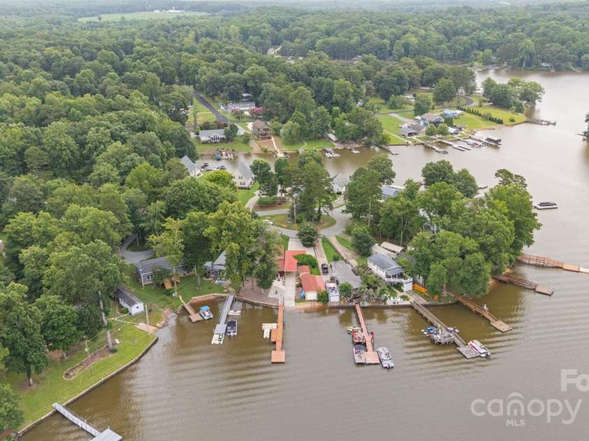 4274 Old Mountain Road, Lexington, NC 27292.  MLS# CAR4284468, YatesRealty ID 31793. 