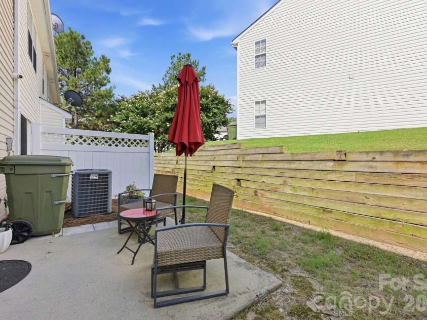 136 Rapids Road, Fort Mill, SC 29715.  MLS# CAR4395399, YatesRealty ID 31794. 