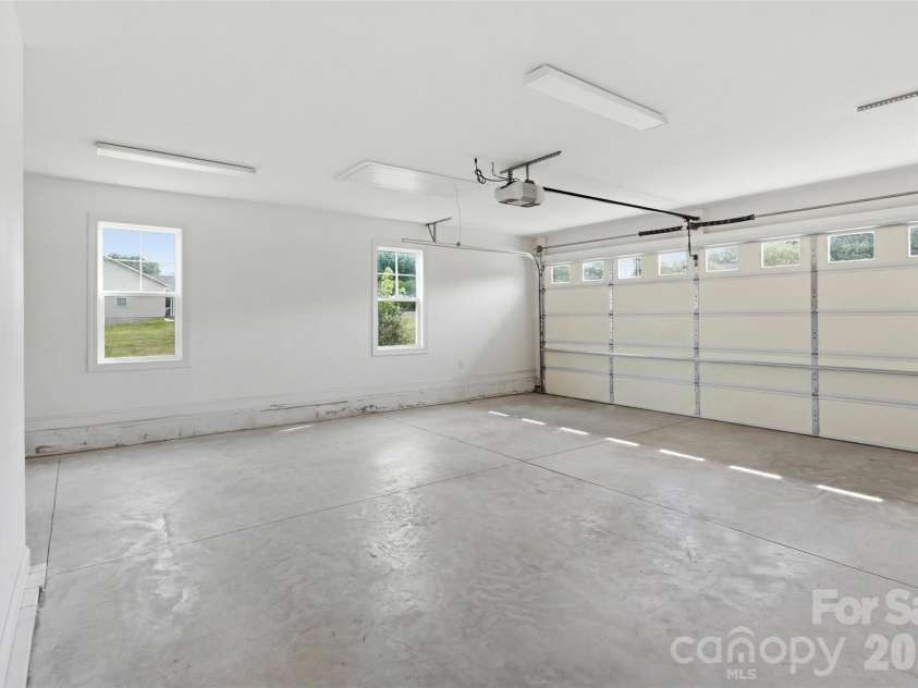 127 Quiet Acres Trail, Harmony, NC 28634.  MLS# CAR4395850, YatesRealty ID 31795. 