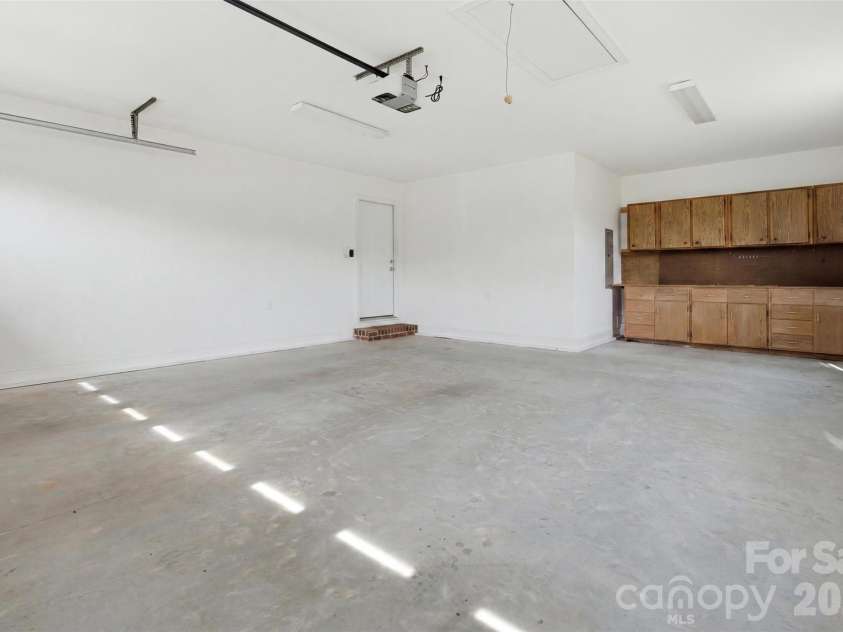 127 Quiet Acres Trail, Harmony, NC 28634.  MLS# CAR4395850, YatesRealty ID 31795. 