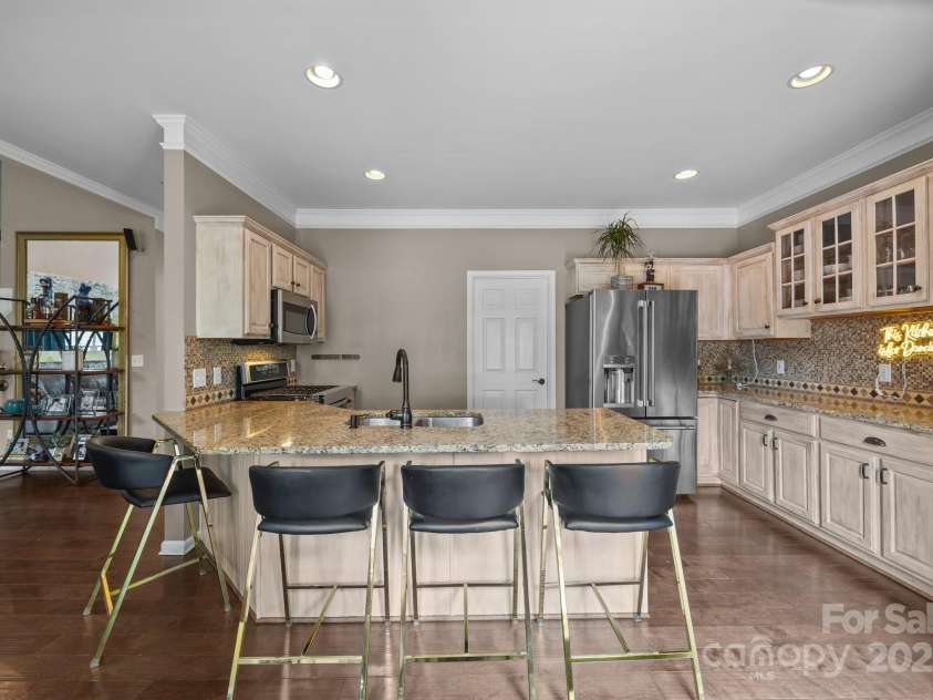 191 Harris Farm Road, Mooresville, NC 28115.  MLS# CAR4277018, YatesRealty ID 31795. 