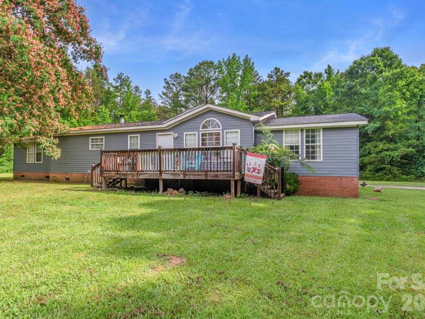 1825 Old Pardue Road, Lancaster, SC 29720.  MLS# CAR4395218, YatesRealty ID 31796. 