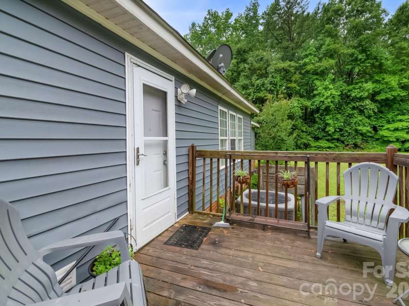 1825 Old Pardue Road, Lancaster, SC 29720.  MLS# CAR4395218, YatesRealty ID 31796. 