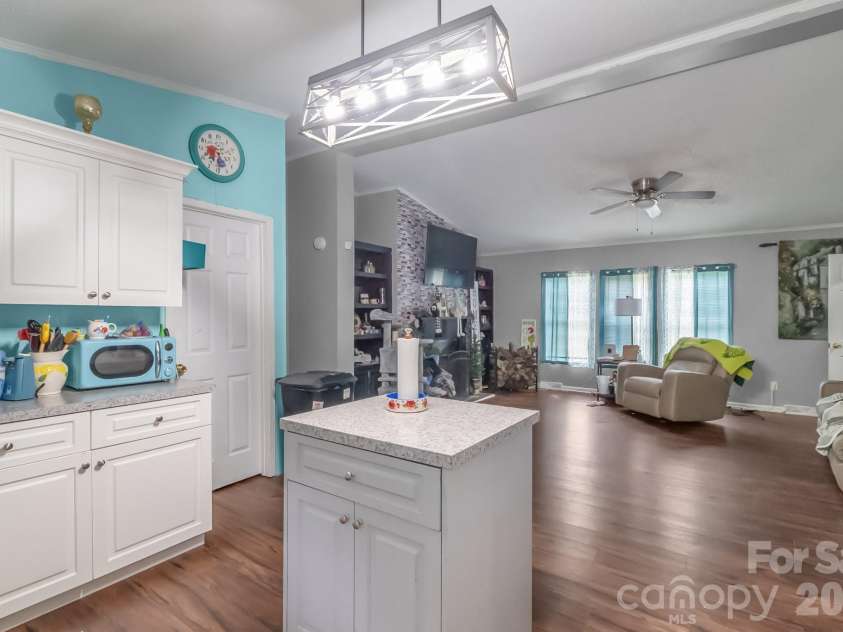 1825 Old Pardue Road, Lancaster, SC 29720.  MLS# CAR4395218, YatesRealty ID 31796. 