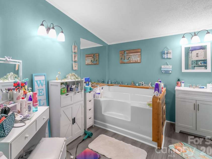 1825 Old Pardue Road, Lancaster, SC 29720.  MLS# CAR4395218, YatesRealty ID 31796. 