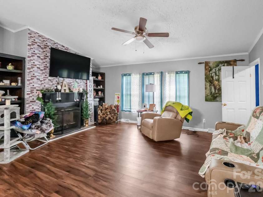 1825 Old Pardue Road, Lancaster, SC 29720.  MLS# CAR4395218, YatesRealty ID 31796. 