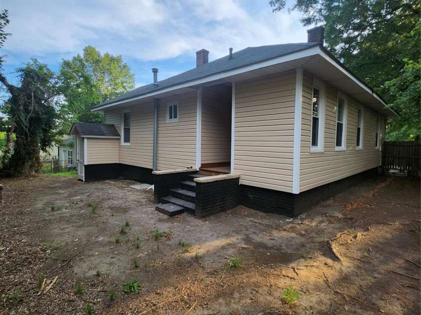 106 Liberty Street, Gastonia, NC 28052.  MLS# CAR4391567, YatesRealty ID 31797. Back