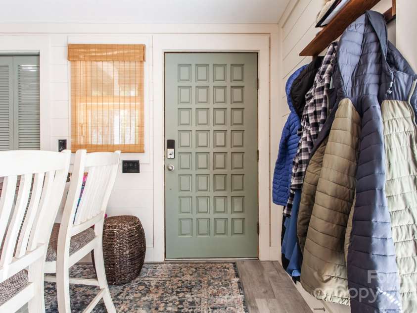 68 Mountain Drive, Robbinsville, NC 28771.  MLS# CAR4291302, YatesRealty ID 31797. 